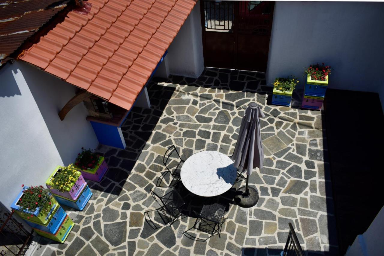 Renovated Old Manor House With Yard Villa Arnaia Exteriör bild